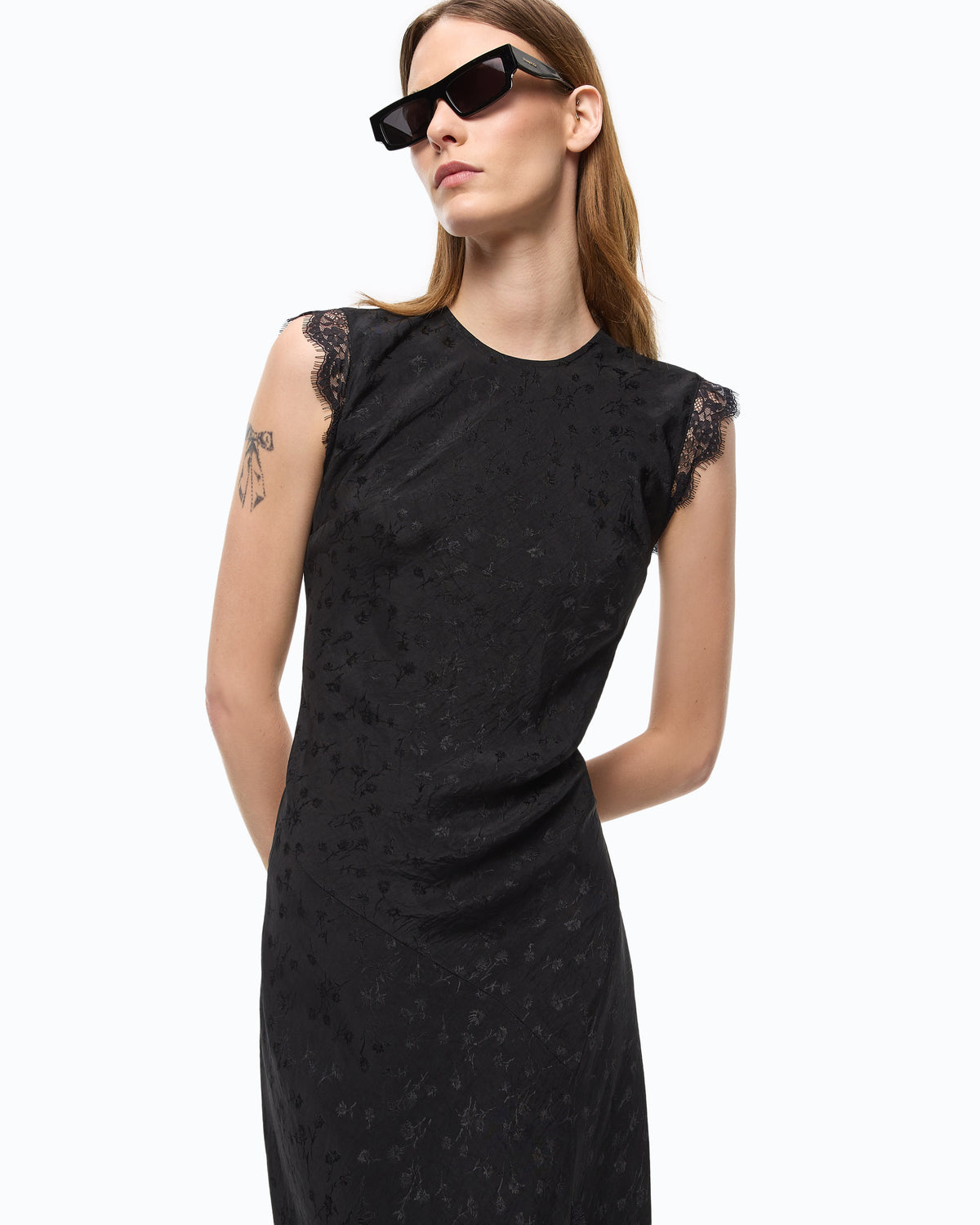 Close official view of Pinko Alpinia dress floral jacquard and lace sleeve detail